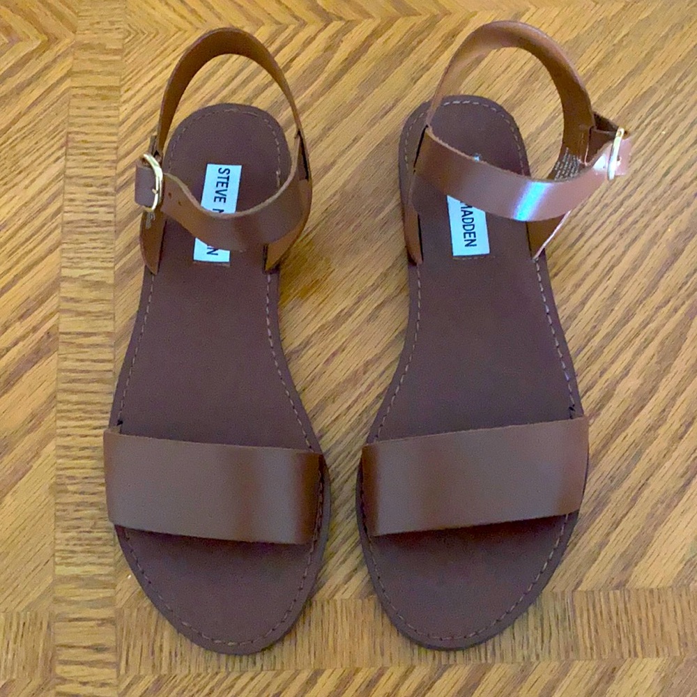 Steve Madden Donndi Tan Sandal